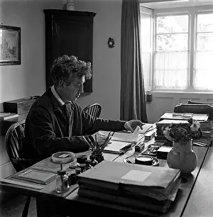 Huty25459 Prints: Robert Graves