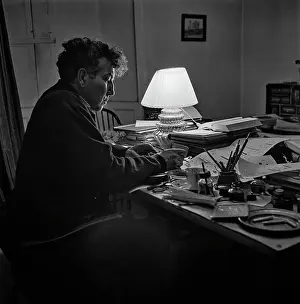 Huty25459 Prints: Robert Graves