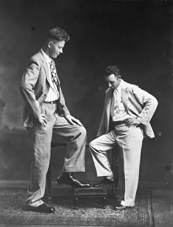 Robert Wadlow Comparing Shoe Sizes