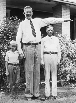 Atlanta Prints: Robert Wadlow with Father and Brother