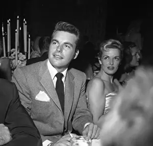 Leaf 4 1 13 Prints: Robert Wagner At An Event