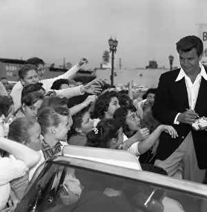Leaf 4 1 13 Prints: Robert Wagner With Fans