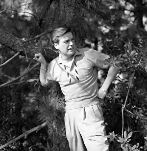 Leaf 4 1 13 Prints: Robert Wagner Portrait Session