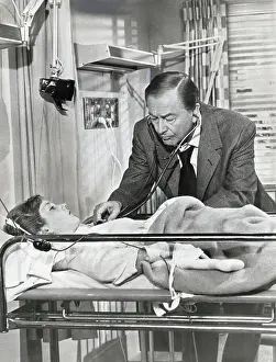 Sympathy Prints: Robert Young Treats Patient as Marcus Welby