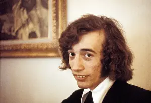 Prints of CIRCA 1970: Robin Gibb of the pop group The Bee Gees poses for a portrait circa 1970. (Photo by Michael Ochs Archives/Getty Images) A Visual Journey Through the Legendary Brothers’ Timeless Legacy: Robin Gibb