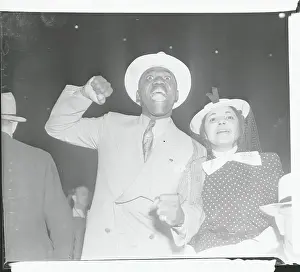 Enthusiasm Prints: Bill Robinson Cheering for Joe Louis