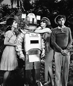 Robot Prints: Robot Appears on Gilligan's Island