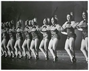 Rockettes Dancing