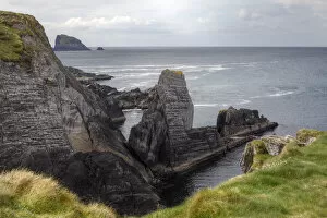 Atlantic Gallery: Rocky coast, Three Castle Head, Mizen Head Peninsula, West Cork, Republic of Ireland