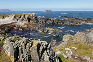 Travel with Martin Siepmann Gallery: Rocky coast, Isle of Doagh, Inishowen Peninsula, County Donegal, Ireland, British Isles, Europe