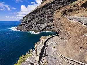 Images Dated 15th April 2014: Rocky coastline on the Camino del Poris, route to Pirates Cove, Tijarafe, La Palma