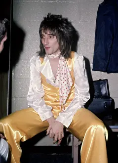 Oscarabolafia Archives Prints: Rod Stewart Sitting