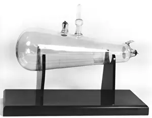 Innovations Prints: Roentgen Tube