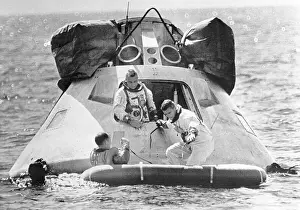 Roger Chaffee and Edward White Getting into Lifecraft