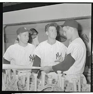 Roger Maris With Teammates