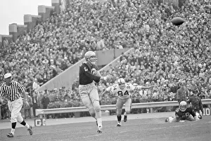 Quarterback Prints: Roger Staubach Throws Pass Football Game