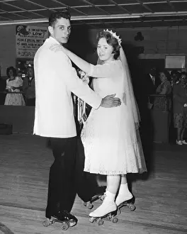 Rink Prints: Roller skating Wedding in Wisconsin Rink