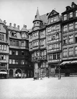 Prints of circa 1925: Romerberg Square in the old town district of Frankfurt am Main, Germany. (Photo by Fox Photos/Getty Images) Timeless Treasures: Iconic Black and White Prints from the Fox Photo Library: Romerberg Square