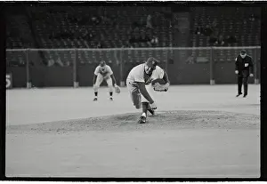 Ron Bryant in Baseball Action