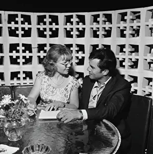 Huty25530 Prints: Rona Barrett's Beverly Hills Party
