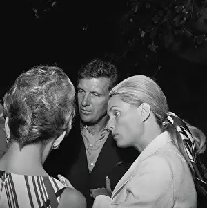 Huty25530 Prints: Rona Barrett's Beverly Hills Party