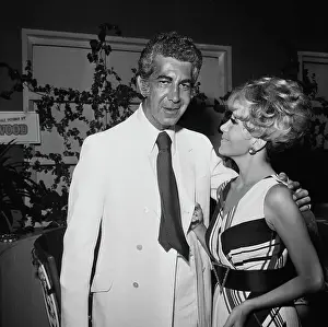 Huty25530 Prints: Rona Barrett's Beverly Hills Party
