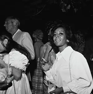 Huty25530 Prints: Rona Barrett's Beverly Hills Party
