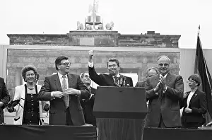 Ronald Reagan Giving Thumbs Up Sign