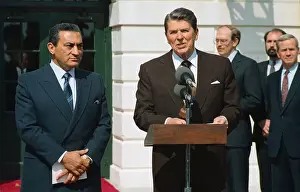 Ronald Reagan and Hosni Mubarack