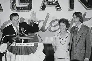 Ronald Reagan Waving