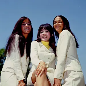 Ronettes Color Portrait Session In LA