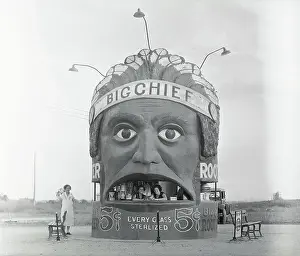 Root Beer Stand Shaped Like Indian Chief's Head