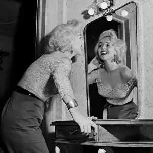 Rosalina -- the Italian Marilyn Monroe