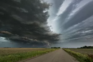 Images Dated 16th June 2017: Rotating mesocyclone storm over the Great Plains of Nebraska. USA