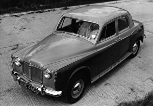 Images Dated 21st June 2015: Rover Saloon Car