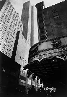 Rockefeller Centre Gallery: Roxy cinema (Radio City Music Hall) circa 1930