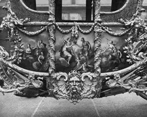 Historical Central Press Art Prints Gallery: Royal Carriage