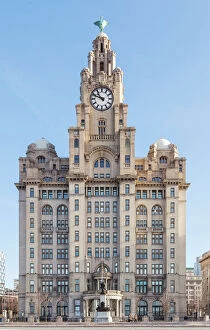 Images Dated 2nd February 2014: The Royal Liver Building