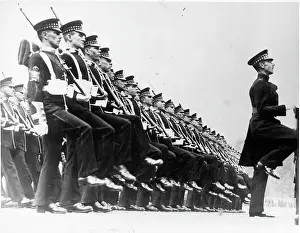 Lac0078 Prints: ROYAL TROOPS