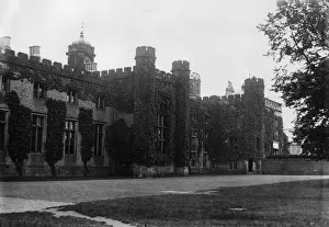 Prints of circa 1935: Rugby School in Warwickshire. (Photo by Fox Photos/Getty Images) Timeless Treasures: Iconic Black and White Prints from the Fox Photo Library: Rugby School