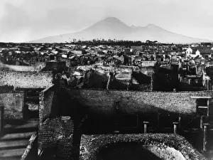 Civilisation Europe T Prints: Ruined City