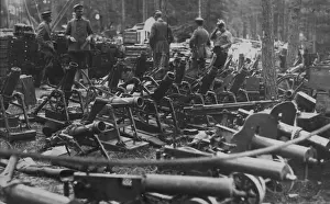 5 4 H War Prints: Russian Guns