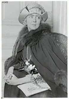 Denis Prints: Ruth St. Denis Sitting with Hands Folded