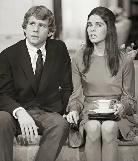 Ryan Oneal Prints: Ryan O'Neal and Ali MacGraw in Love Story