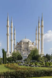 Images Dated 11th May 2014: Sabanci Central Mosque, Sabanci Merkez Camii, the largest mosque in Turkey, Merkez Park, Adana