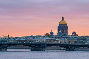 Images Dated 31st October 2015: Saint Isaacs Cathedral, Saint Petersburg