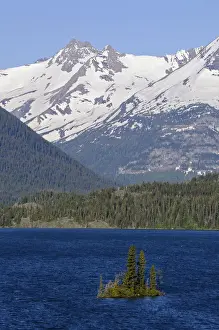 Saint Marys Glacier Lake with Wild Goose Island, Glacier National Park, Rocky Mountains, Montana, USA