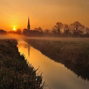 Andreas Jones Landscapes Collection: Salisbury cathedral