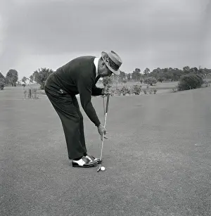 Sam Snead with Unorthodox Putting Style