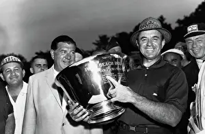 New Rochelle Prints: Sammy Snead Pointing to Trophy